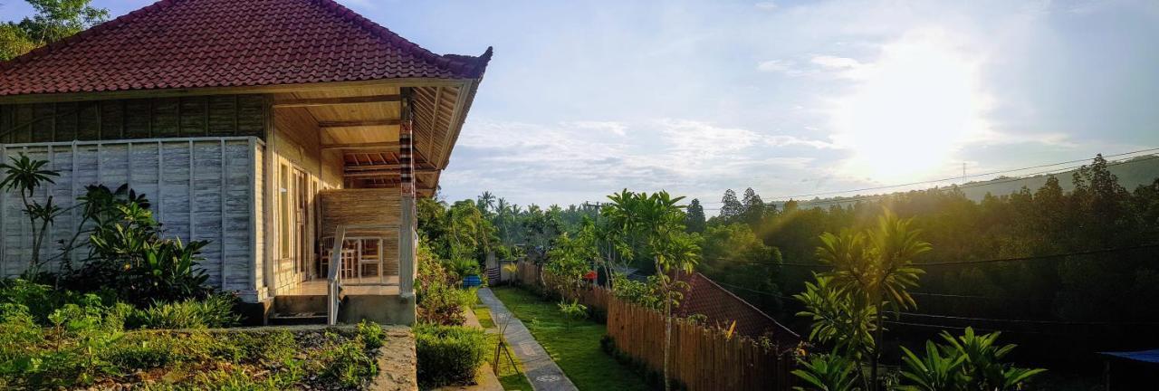 Hotel Mesari Hut Lembongan Exterior foto