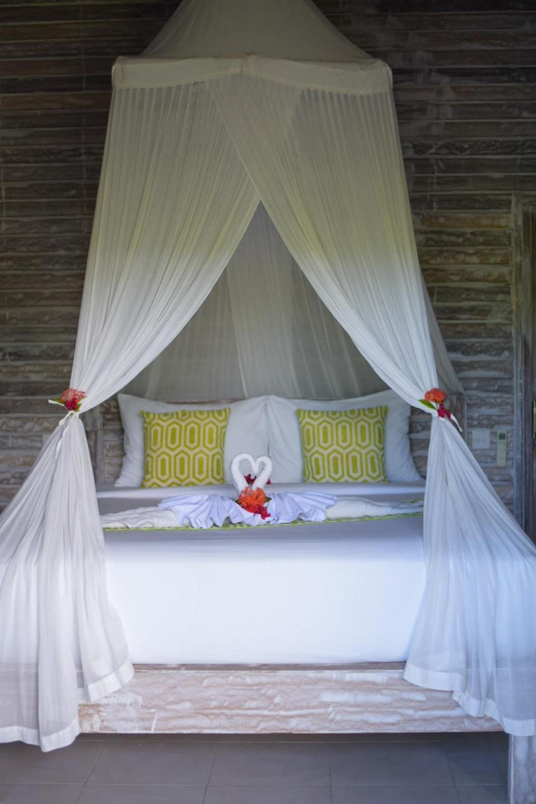 Hotel Mesari Hut Lembongan Exterior foto